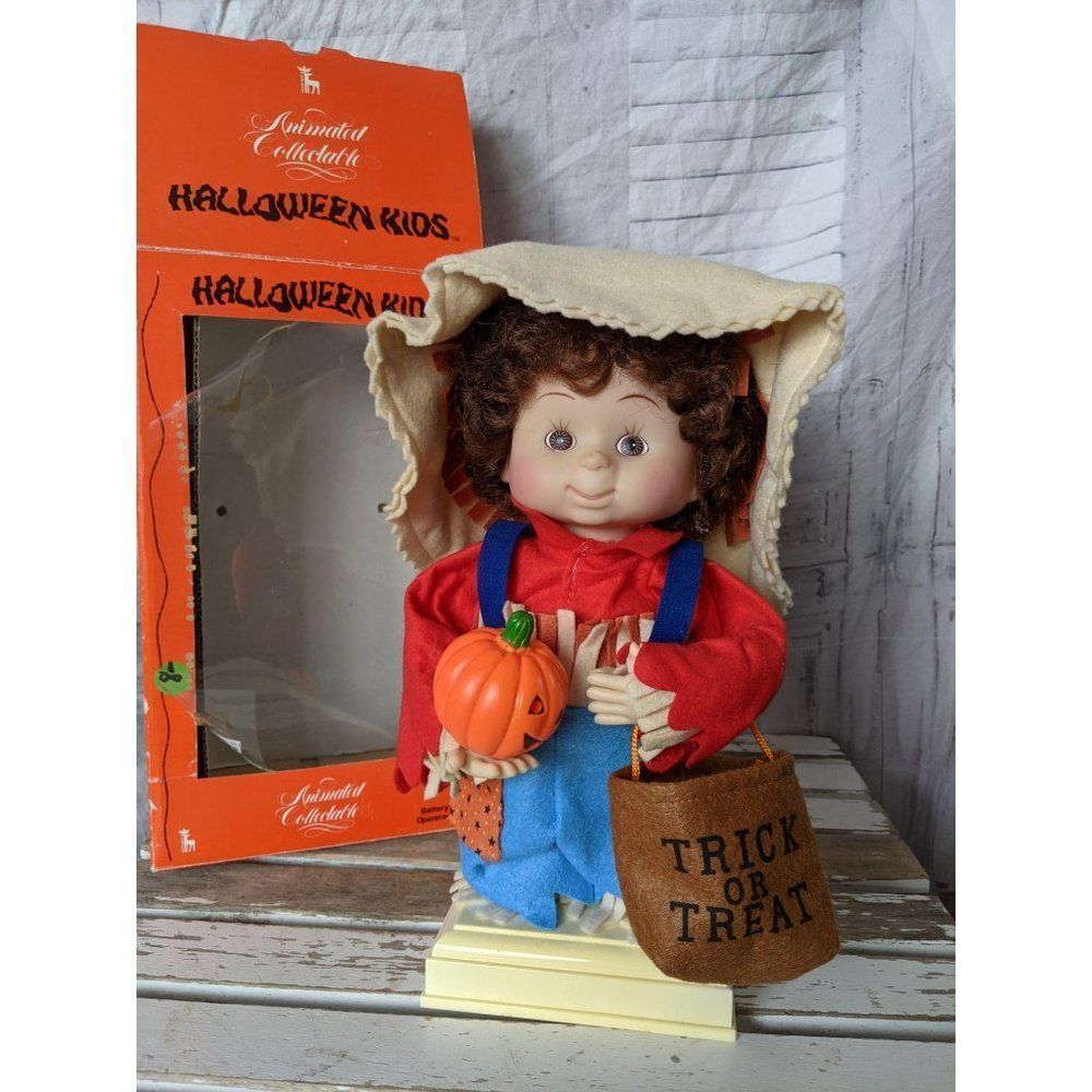 Santa's‎ best Halloween kids scarecrow trick-or-tre